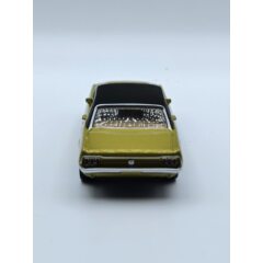 1:43 Масштабная модель FORD Mustang Coupe 1968 Gold