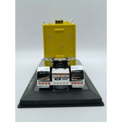 1:43 Масштабная модель седельный тягач PETERBILT 379 Custom 2002 Yellow/Decorated