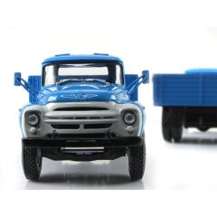 1:43 Масштабная модель ЗИL 130 бортовой (старая решетка), голубой