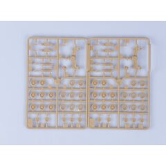 1:35 Сборная модель Советский тягач Воршиловец