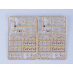 1:35 Сборная модель Советский тягач Воршиловец