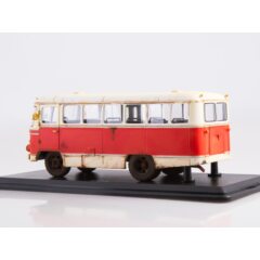 1:43 Масштабная модель Автобус КАГ-3 (бело-красный) со следами эксплуатации