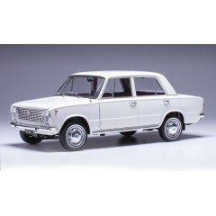 1:18 Масштабная модель FIAT 124 1966 White