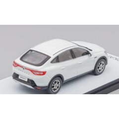 1:43 Масштабная модель RENAULT Arkana 2019, white