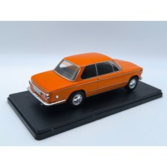 1:24 Масштабная модель BMW 2002tii (1971), orange