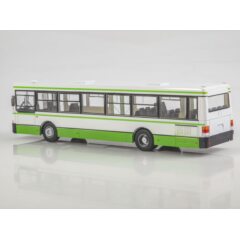1:43 Наши автобусы №77 - Икарус-415.33