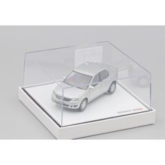 1:43 Масштабная модель RENAULT Logan Prestige (2010), silver