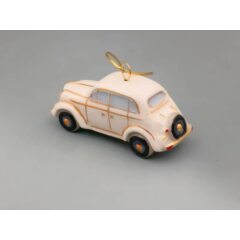 Елочная игрушка "Москвич 01" белый