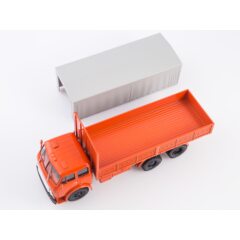 1:43 Легендарные грузовики СССР №92 - МАЗ-516Б бортовой с тентом