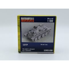 1:100 Сборная модель Польский лёгкий танк 10TP