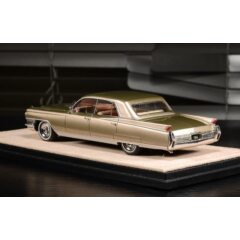 1:43 Масштабная модель CADILLAC Sixty Special 1964 Palomino Metallic