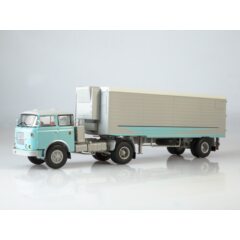 1:43 Масштабная модель Skoda-706 RTTN с п/п Alka N12CH из к/ф "Кавказская пленница"