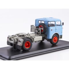 1:43 Масштабная модель Skoda-706 MTTN седельный тягач