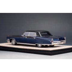 1:43 Масштабная модель CADILLAC Fleetwood Brougham 1968 Emperor Blue Metallic