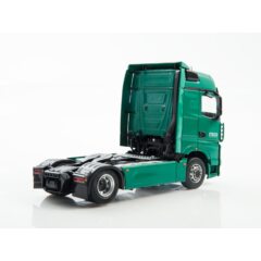 1:43 Масштабная модель КАМАЗ-54901 с полуприцепом НЕФАЗ-93341 Iteco