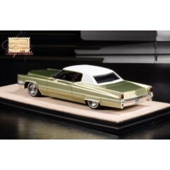 1:43 Масштабная модель CADILLAC Coupe Deville 1969 Shalimar Gold Metallic