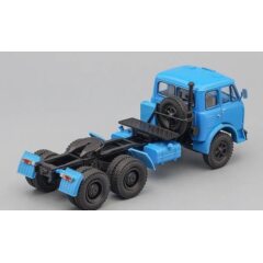 1:43 Масштабная модель МАЗ 515А седельный тягач (1974), синий