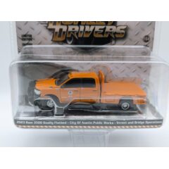 1:64 Масштабная модель DODGE Ram 3500 Dually Flatbed "City Of Austin Public Works" 2023