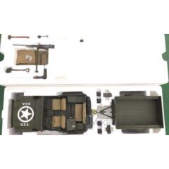 1:8 Масштабная модель JEEP Willys 4х4 USA с прицепом и противотанковой пушкой 1943 Olive Green