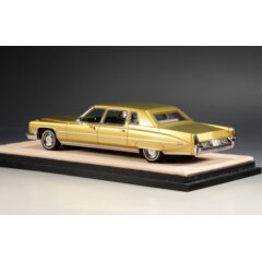1:43 Масштабная модель CADILLAC Fleetwood 75 Limousine 1973 Renaissance Gold Poly