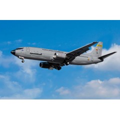 1:144 Сборная модель Авиация  B-737 "Colombian Air Force"