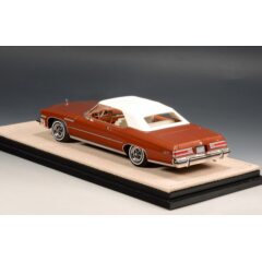 1:43 Масштабная модель BUICK LeSabre Custom Convertible (закрытый) 1975 Bittersweet Metallic