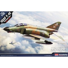 1:32 Сборная модель Авиация  USAF F-4E "Vietnam War"