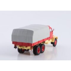 1:43 Масштабная модель Praga V3S бортовой (с тентом)