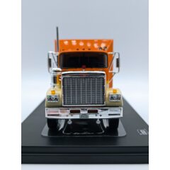 1:43 Масштабная модель седельный тягач GMC General 1980 Orange/Beige