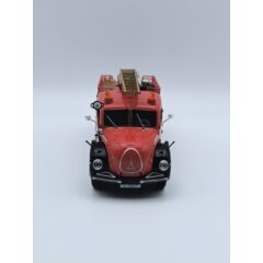 1:43 Масштабная модель MAGIRUS-DEUTZ Mercur TLF 16 (пожарный) 1961