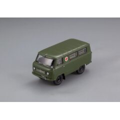 1:43 Масштабная модель Советский автомобиль тип 450A «Медицинская Помощь» МО СССР - 1962 г. (интерьер армейский - 4 носилок)
