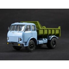 1:43 Легендарные грузовики СССР №18 - МАЗ-503Б самосвал