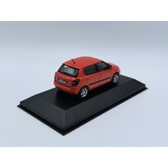 1:43 Масштабная модель SKODA Fabia II (2010), red