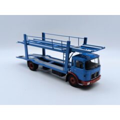 1:43 Масштабная модель MAN 19.320 с прицепом-автовозом 1970 Blue