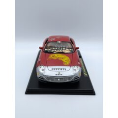 1:24 Масштабная модель FERRARI 612 Scaglietti China 15.000 Red Miles (2004), red
