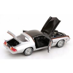 1:18 Масштабная модель CHEVROLET Camaro Rally Sport 1979 Silver/Black