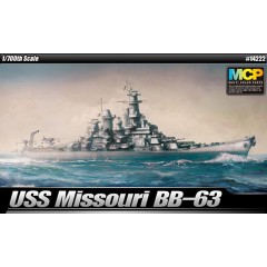 1:700 Сборная модель Флот  USS Missouri BB-63