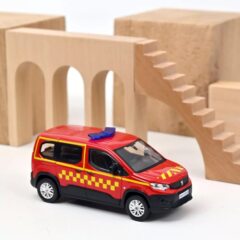 1:43 Масштабная модель PEUGEOT Rifter "Pompiers" (пожарный) 2019