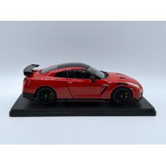1:24 Масштабная модель NISSAN GT-R (R35) Nismo 2021 Red