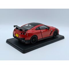 1:24 Масштабная модель NISSAN GT-R (R35) Nismo 2021 Red