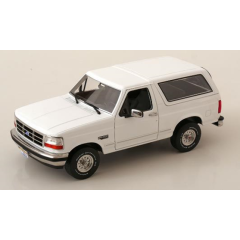 1:18 Масштабная модель FORD Bronco XLT 4х4 1993 Oxford White