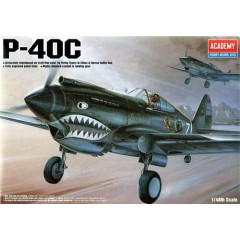 1:48 Сборная модель Самолет P-40C Tomahawk