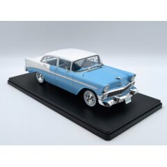 1:24 Масштабная модель CHEVROLET Bel Air 1956 Light Blue/White