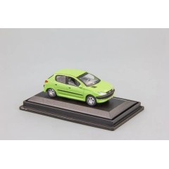 1:72 Масштабная модель Peugeot 206 (green) box