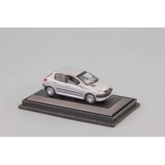 1:72 Масштабная модель Peugeot 206 (grey) box