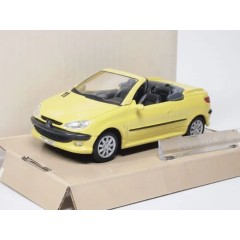 1:43 Масштабная модель Peugeot 206 cabrio open (yellow)