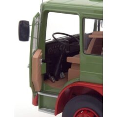 1:18 Масштабная модель седельный тягач MAN 16304 (F7) 1972 Olive