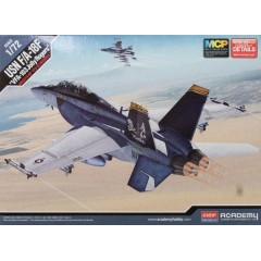 1:72 Сборная модель Самолет Usn F/A-18F "VFA-103 Jolly Rogers"