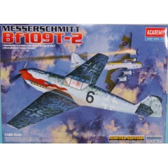 1:48 Сборная модель Самолет Мессершмитт BF-109Т-2