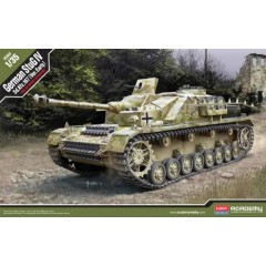 1:35 Сборная модель Техника и вооружение  StuG IV Sd.Kfz.167 (Early Version)